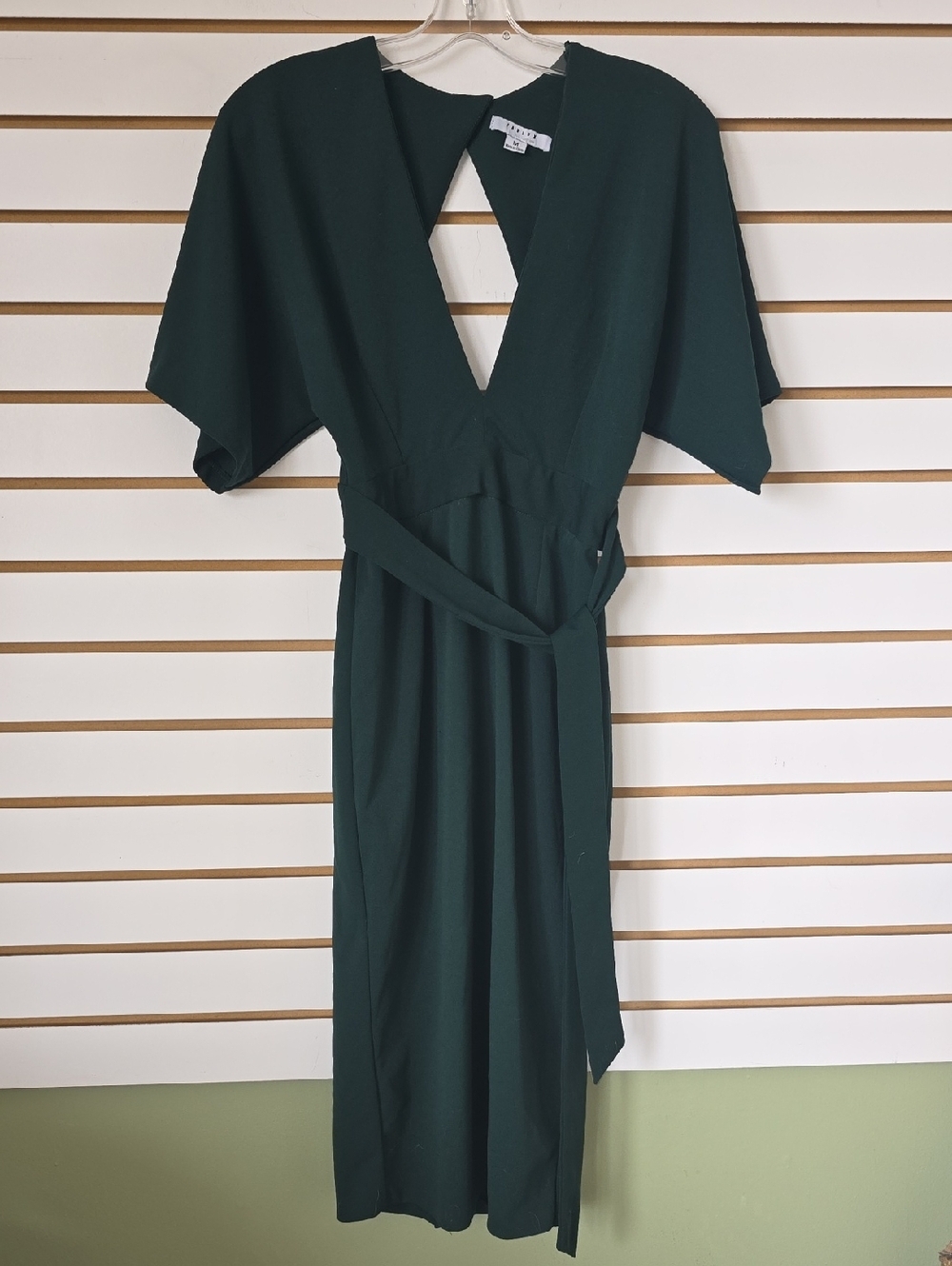 FAVLUX V-Neck Belted Midi Dress Med